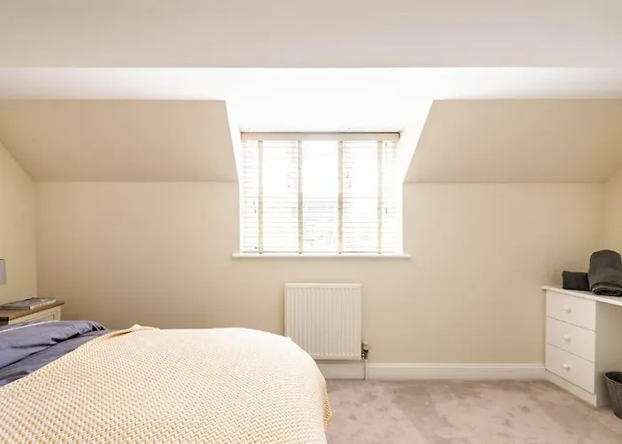 Central Village Cottage, The Corders