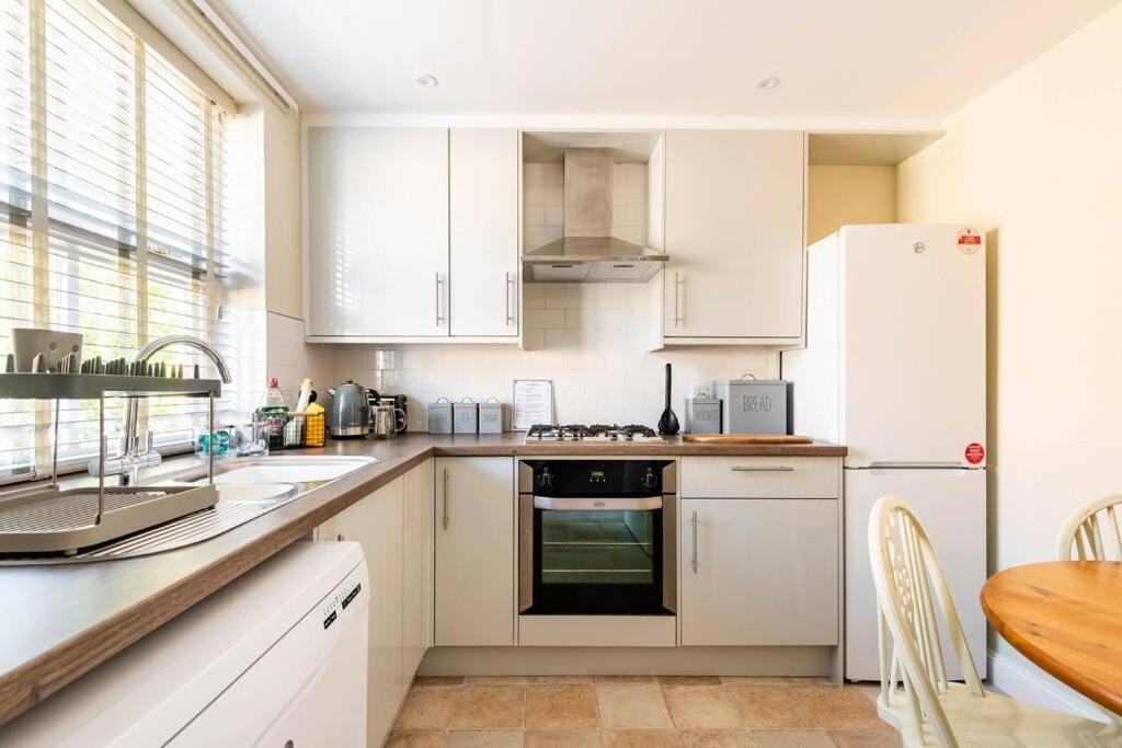 Holiday home Village Cottage, The Corders